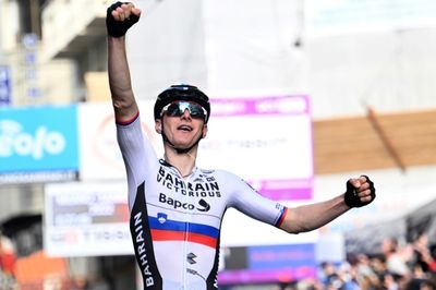 Slovenia's Mohoric wins cycling's Milan-San Remo with flying descent