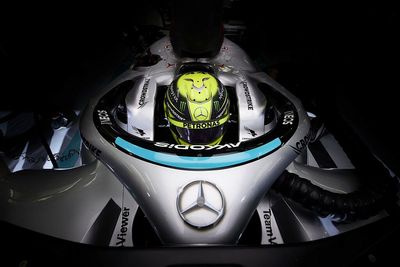 Hamilton "happy" to qualify fifth in Bahrain given Mercedes issues