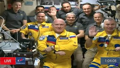 ‘Sometimes yellow is just yellow’: Russia denies that cosmonauts wore Ukrainian colours to show support