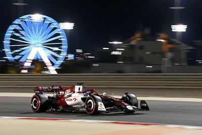 Bottas: "Pretty cool" starting next to Hamilton on Alfa F1 debut