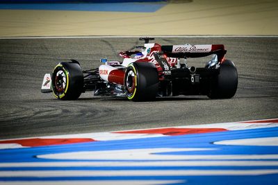 Bottas: "Pretty cool" starting side-by-side with Hamilton on Alfa Romeo F1 debut