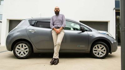 Surging fuel prices make electric vehicles more attractive for Canberra drivers