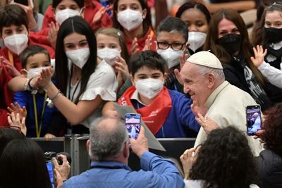 Pope in 'tectonic' shake-up of Vatican bureaucracy