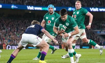 Conor Murray seals Ireland win over Scotland to claim triple crown