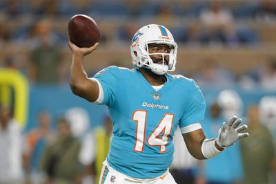 Former Dolphins QB Jacoby Brissett signs with Browns