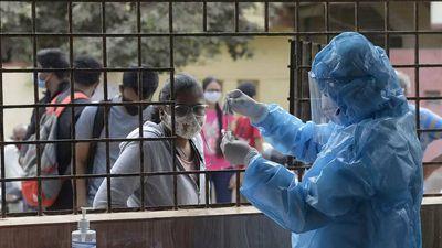 New Covid variant may be weak, say experts in Kolkata