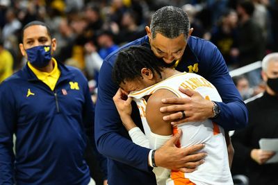 NCAA hoops fans loved Juwan Howard consoling Tennessee’s Kennedy Chandler after Michigan’s upset win