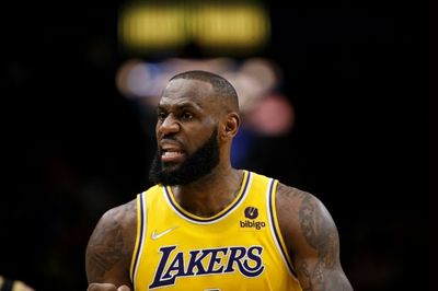 LeBron passes Malone on NBA scoring rankings