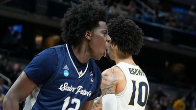 No. 15 Saint Peter’s Keeps Dancing Into Sweet 16 After Topping Murray State