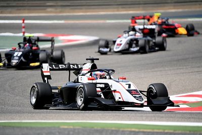Bahrain F3: Martins takes feature race win from charging Leclerc