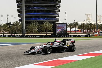 F3 Bahrain: Martins takes feature race victory from charging Leclerc