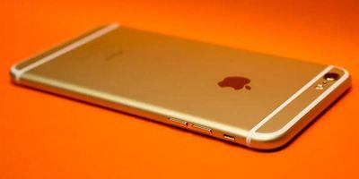 Apple's iOS 15.4 update may be causing battery drain