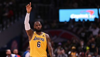 NBA Twitter reacts to LeBron James surpassing Karl Malone for No. 2 on all-time scoring list