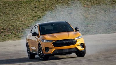Ford Patents A Drift Mode Using Combustion Engine Or Electric Motor