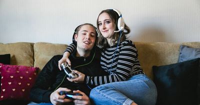 Young couple fall in love while playing Call of Duty online 300 miles apart