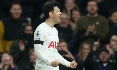Kane and Son Heung-min combine to earn Spurs vital win over West Ham