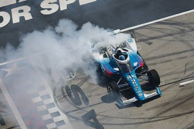Texas IndyCar: Newgarden swipes last-gasp win from McLaughlin's grasp