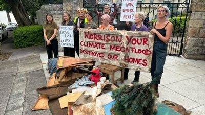 Sydney news: Flood-affected residents protest outside PM's home