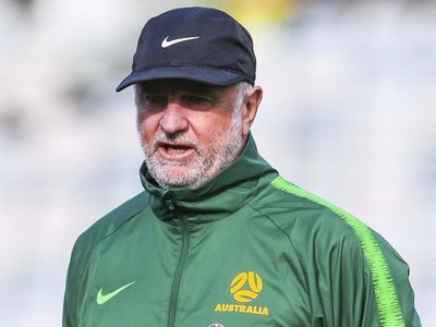 Roos coach faces COVID iso breach claims