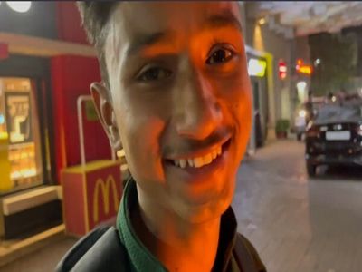 19-year-old man, who runs 10 km every night after work, is an inspiration for all