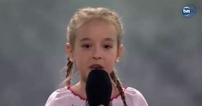 Ukrainian girl who sang 'Let it Go' in bomb shelter sings at Polish charity concert