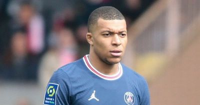 Kylian Mbappe issues "respect" demand to PSG stars after fresh Mauricio Pochettino blow