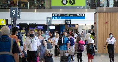 Dublin Airport labelled 'shambles' by passengers who have 'never seen it this busy'