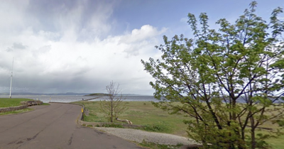 Edinburgh girl, 6, attacked by dog on Cramond Beach as owner leaves the scene