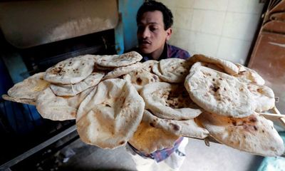Egypt fixes price of bread as Ukraine war hits wheat supply