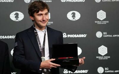 Grandmaster Sergey Karjakin banned for six months over pro-Russia comments