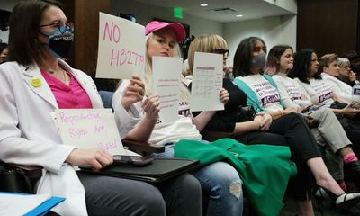 Abortion ban modeled on Texas law advances in Tennessee