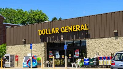 Dollar General Stock Flashing Renewed Strength; Is DG A Bargain?