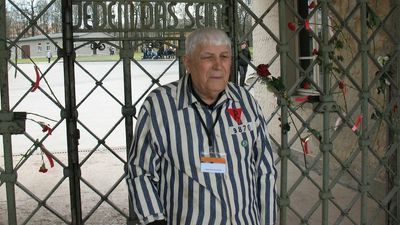 Holocaust survivor Boris Romanchenko is killed in his Kharkiv apartment after it is shot and burns down