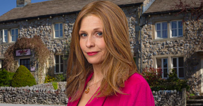 Emmerdale star Samantha Giles rushed to hospital with mystery illness as fans support her