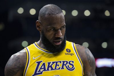 Los Angeles Lakers prop bets: 10 props for Lakers vs. Cavaliers