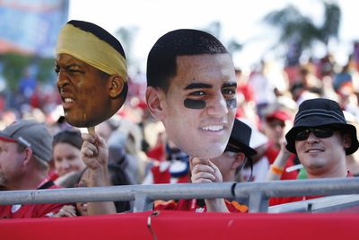 Top 2015 draft picks now division rivals after Falcons sign Marcus Mariota