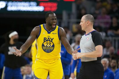 Draymond Green gets ejected for three-word retort to official