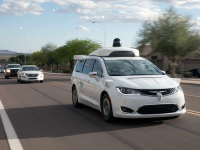 Google Sister Waymo Says Ready To Roll Out Fully Driverless Service in San Francisco