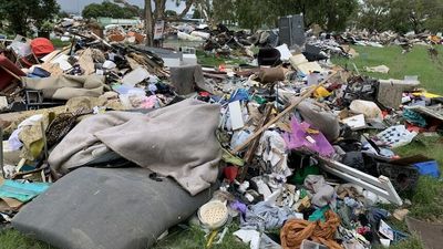 Fewer than 2,000 of 16,000 mud army volunteers deployed by Brisbane City Council on clean-up day