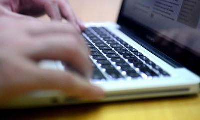 Australia internet outage: 15,000 major news and government websites affected by .au error