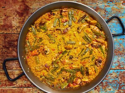 Authentic paella does not contain fish, chorizo or peas, say Valencian cooks