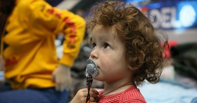 Children 'dying of dehydration' in Ukrainian city surrounded by Russian troops