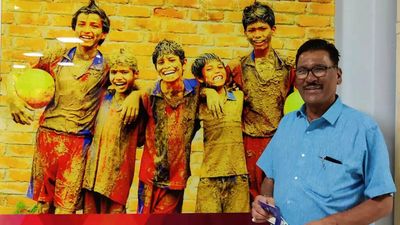 Meet Vijay Barse: The real-life hero whose incredible efforts inspired the Amitabh Bachchan starrer 'Jhund'