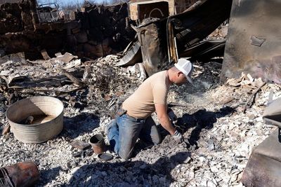 Crews make progress in containing massive Texas wildfire