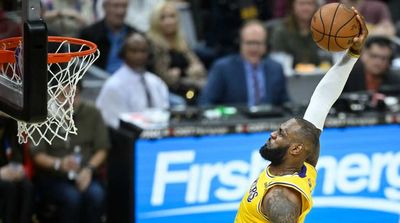 LeBron James Apologizes to Kevin Love After Mammoth Dunk in Cleveland