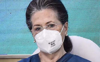 Sonia Gandhi reaches out to G-23 leaders