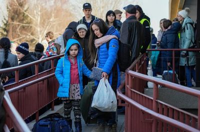 UK Government response to Ukrainian refugee crisis ‘falls well short’, says Long