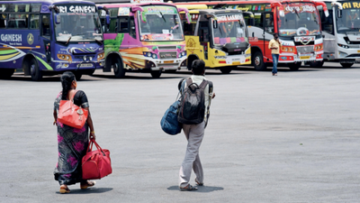 Allow more private buses in Karnataka to prevent crowding, say experts