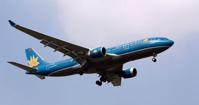 Vietnam Airlines to suspend regular flights to Russia from March 25