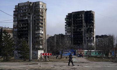 100,000 civilians trapped in Mariupol amid Russia’s ‘constant bombing’, says Zelenskiy